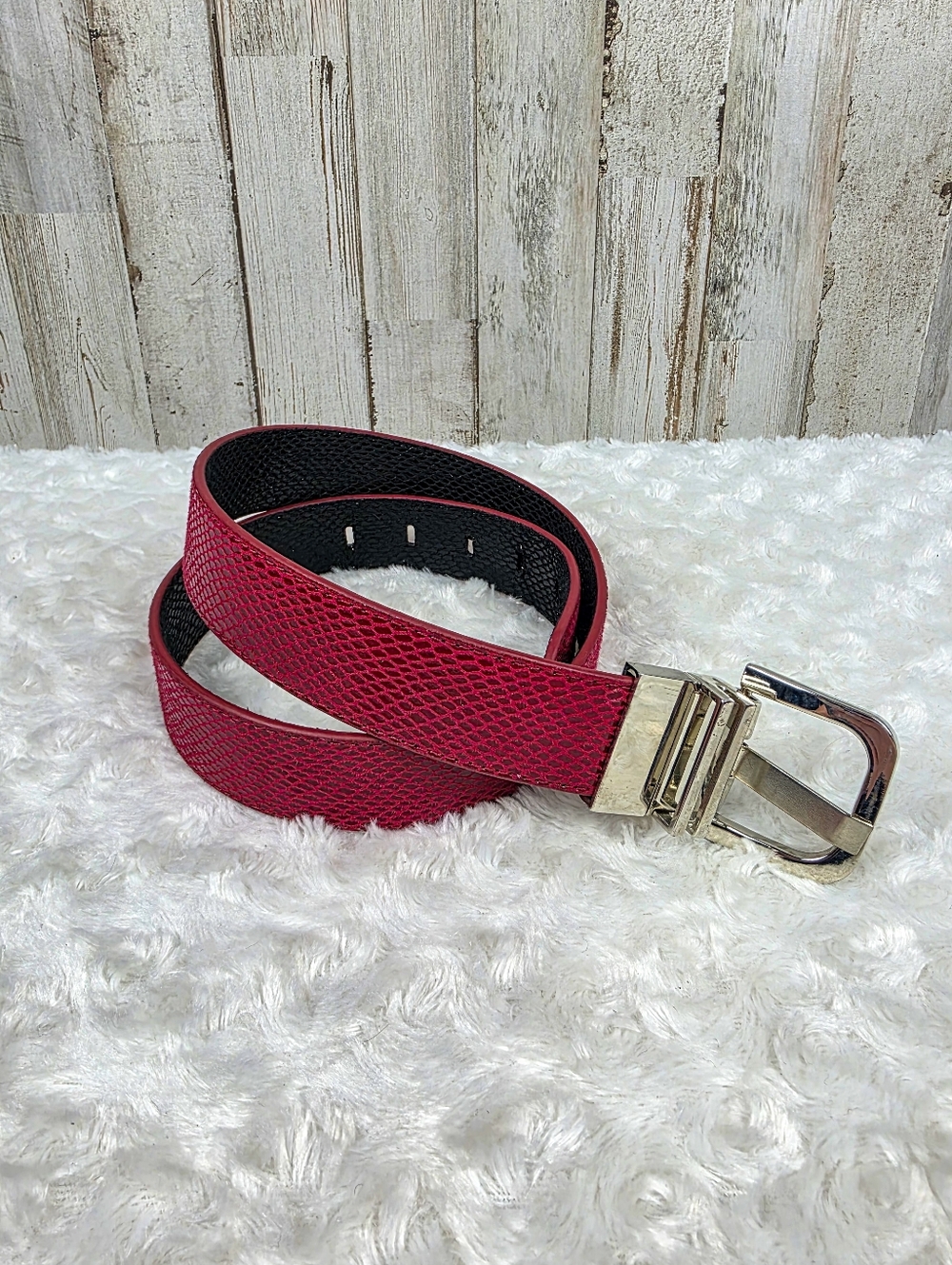 White House Black Market Reversible Snake Embossed Red and Black Belt Size Small